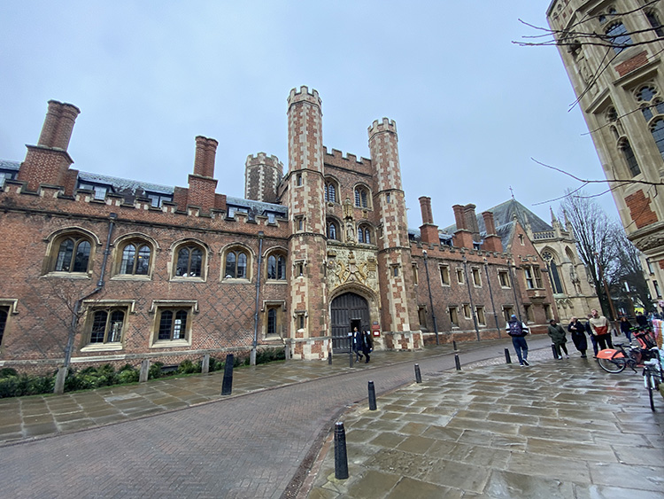 Exterior del college de Cambridge, excursion fuera de Londres