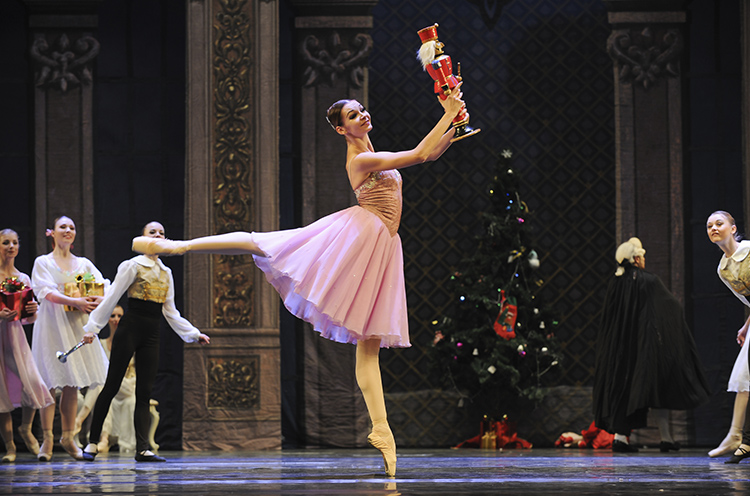 Imagen del ballet de "El Cascanueces" tÃ­pica funciÃ³n navideÃ±a en Londres