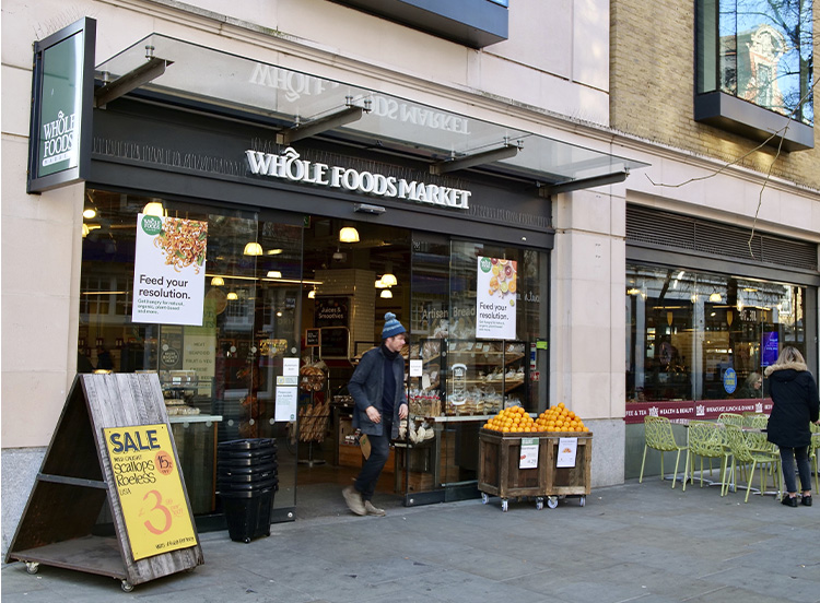Exterior de un supermercado Whole Foods en Londres