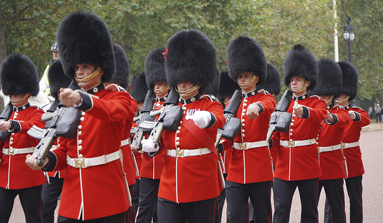 Cambio de guardia en el Palacio de Buckingham, muy interesante para hacer en 3 días en Londres