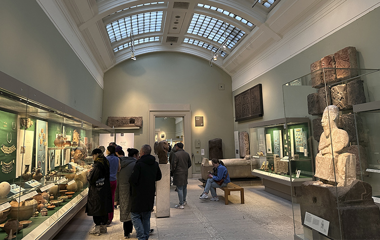 Interior del British Museum en una de las mejores rutas por Londres
