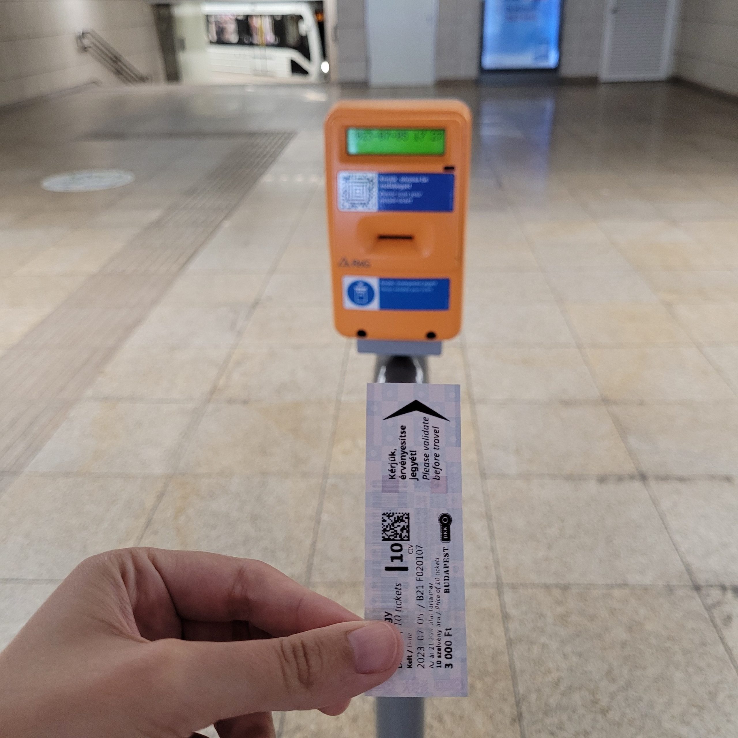ticket de transporte público budapest