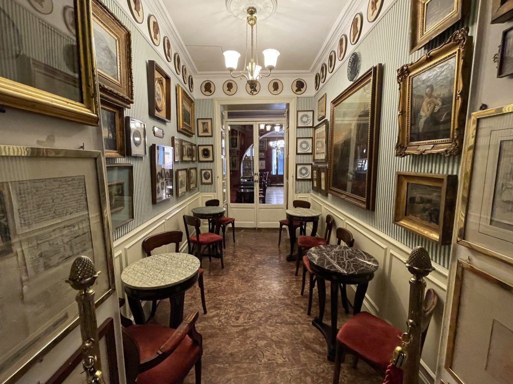 Caffè Greco. cafetería en roma