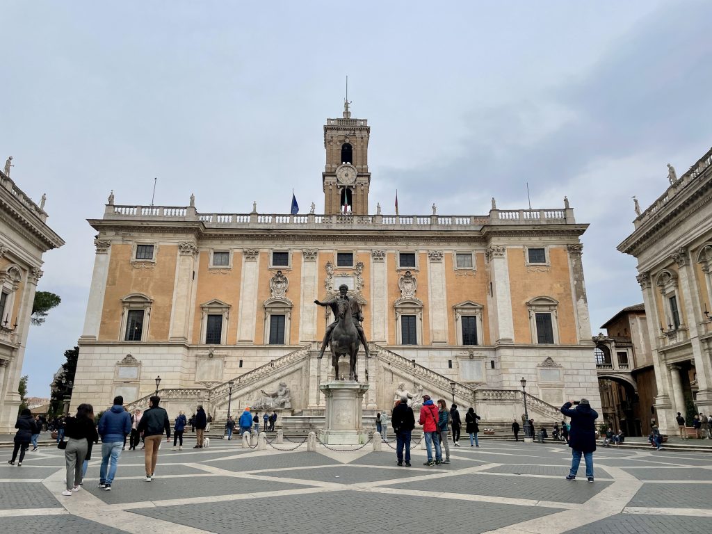 Piazza Campidoglio y basílica de Aracoeli