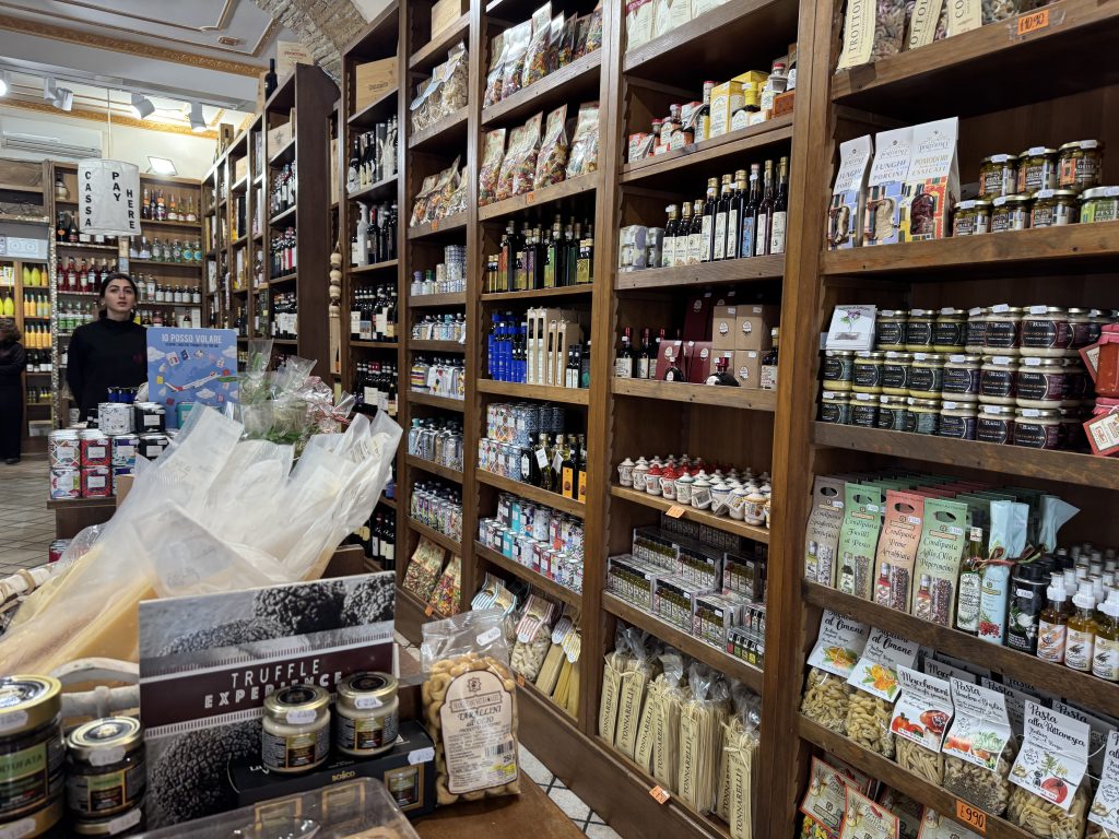 comprar comida en roma