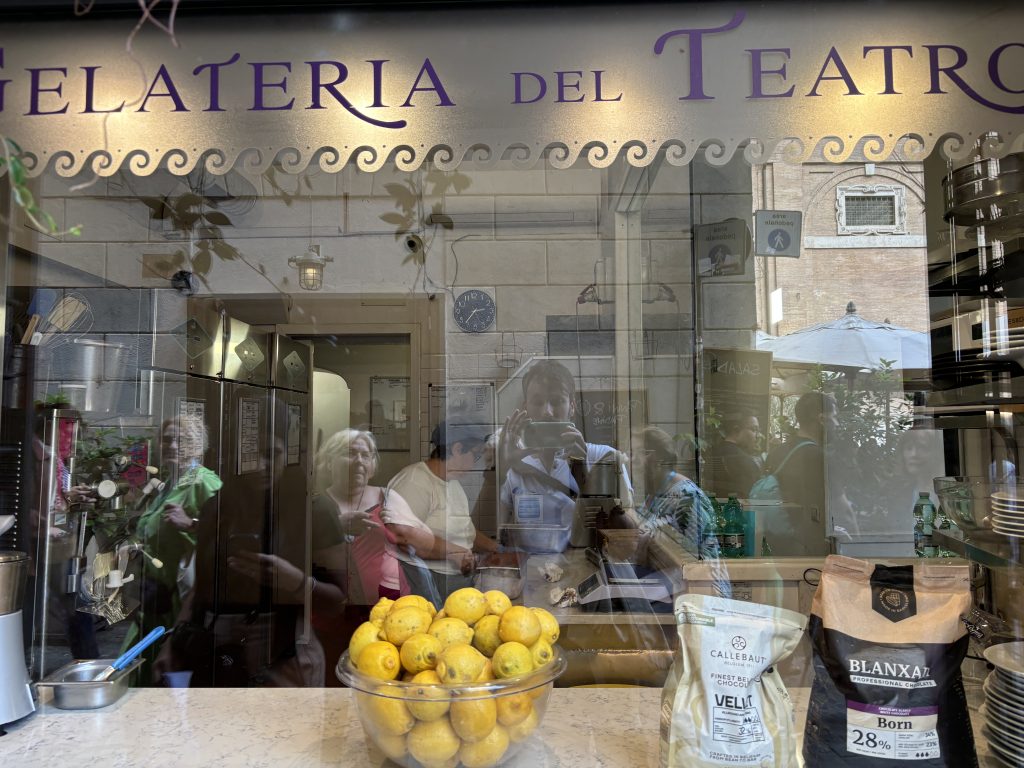 Gelateria del Teatro