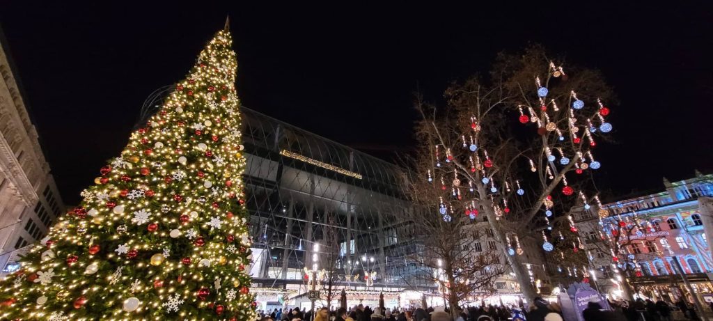vorostmarty Mercados navideños recomendados budapest