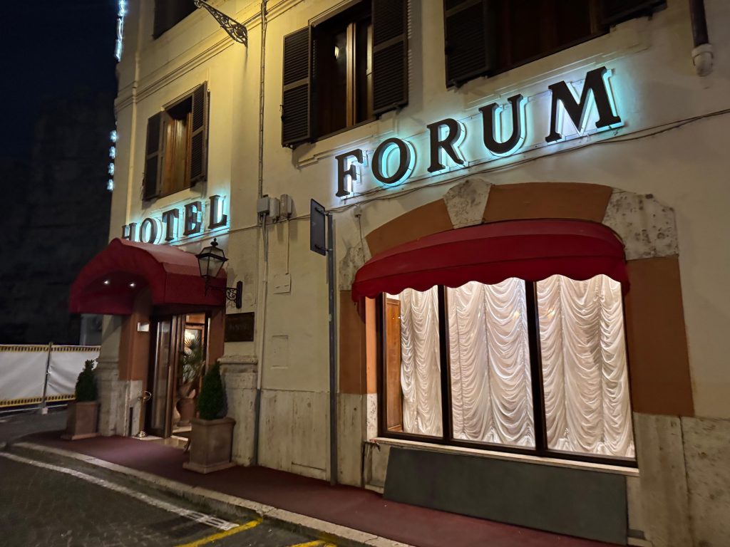 hoteles en Monti