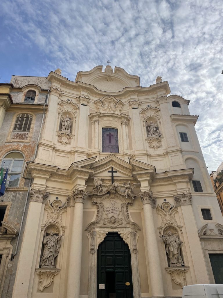 La iglesia de Santa Maria Magdalena en Campo Marzio y su rica decoración