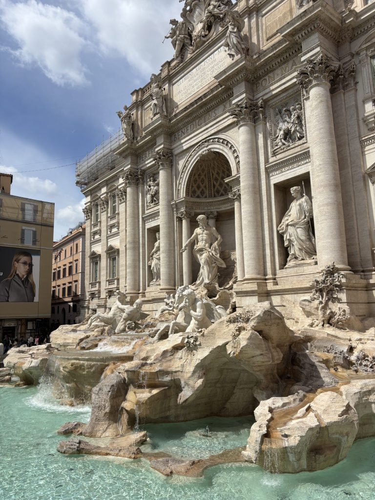 IMG_4961 Estatuas de la Fontana di Trevi